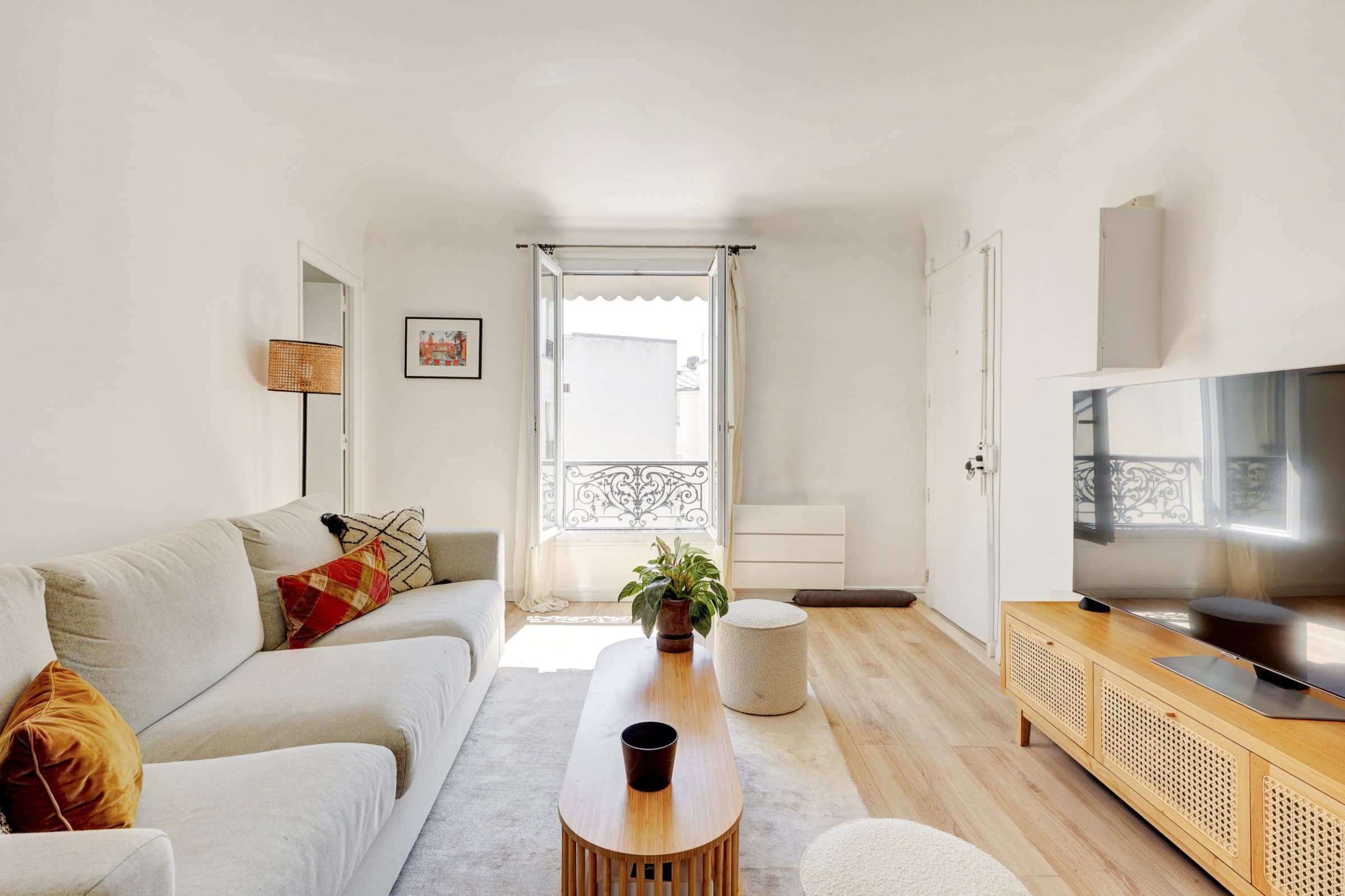Paris 9th Arr. - A charming apartment – Ideally located in the heart of Pigalle — photo 4